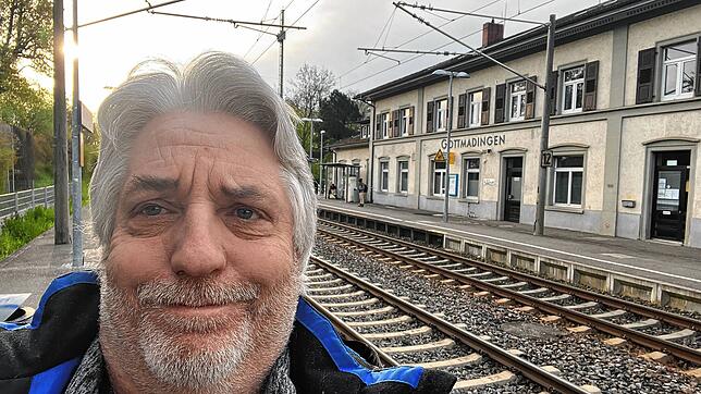7.30 Uhr am Bahnhof Gottmadingen: Warten auf den Rhyhas.
