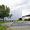 Noch steht die Schänzlehalle so da. Gibt der Gemeinderat sein Okay, dann kann der Anbau links neben dem flachen Trakt direkt an die ...