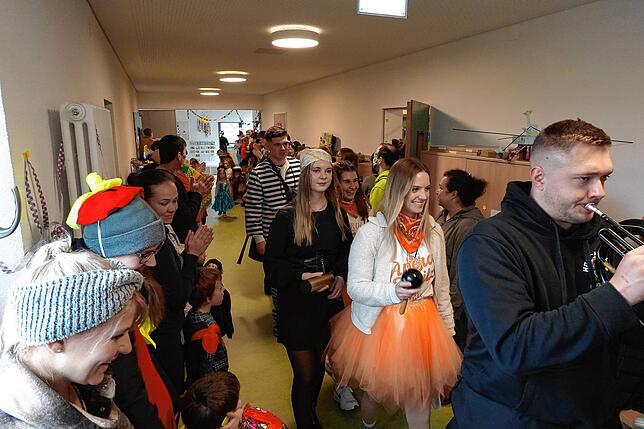 Bild 14: Die schönsten Bilder der Schulbefreiung und der Besuch im Kindergarten in Rickenbach