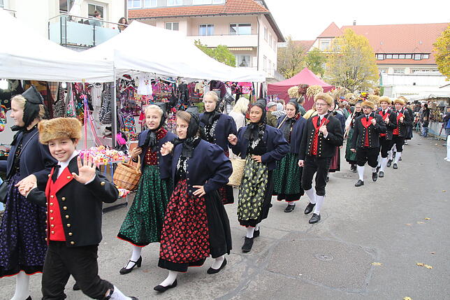 Bild 1: Viel los am Kilbigmontag in Bräunlingen