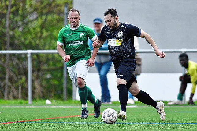 Bild 5: Der FC Tannheim schlägt den FC Bräunlingen mit 3:1 – wir haben die Fotos!