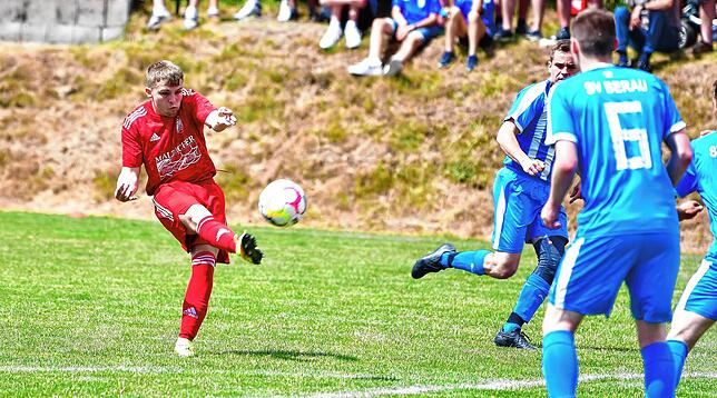 Bild 32: Keine Tore zwischen dem FC Dachsberg und dem SV Berau &ndash; aber wir haben Bilder!