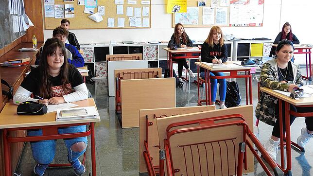Die Klasse 10 c der Werner-Kirchhofer-Realschule in Bad Säckingen im Mai. Zu diesem Zeitpunkt galten noch Abstandsregeln, diese sollen ...