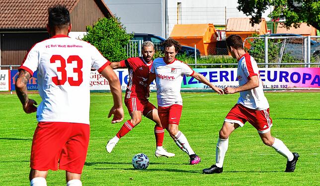 Bild 45: Und hier gibt es die Bilder vom 6:1-Heimsieg des SV Jestetten gegen den FC RW Weilheim