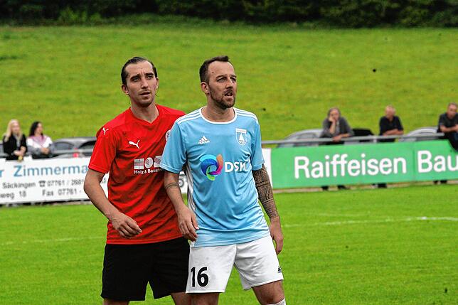 Bild 5: FC 08 Bad Säckingen gewinnt im torreichen Derby beim SV Obersäckingen mit 5:3 &ndash; und wir haben die Bilder!