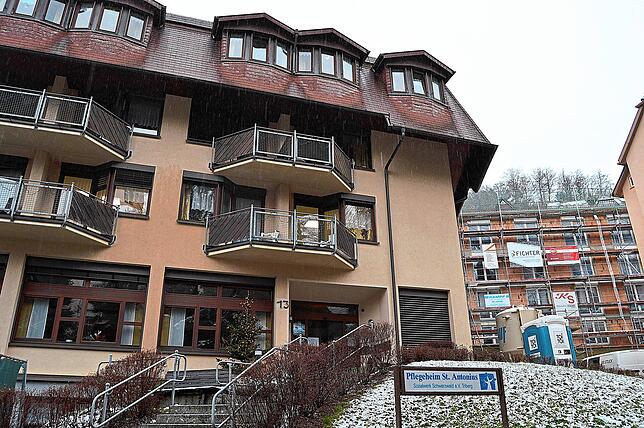Pflegeheim St. Antonius in Triberg, fotografiert im Dezember 2020. Hier arbeitet Angelika Landerer.