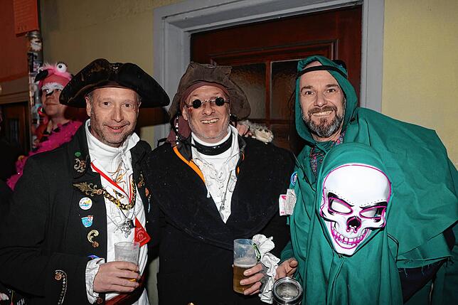 Bild 3: Konstanzer Straßenfasnacht 2025: Am Rosenmontag steigt die Stimmung nochmals
