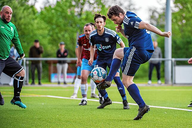 Bild 43: SV Albbruck und SV Obersäckingen trennen sich 1:1 &ndash; und wir haben Bilder!