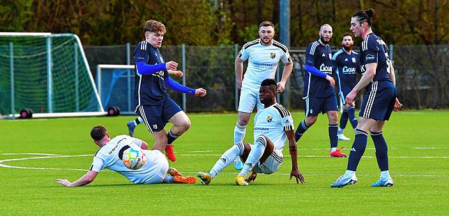 Bild 11: U23 des SV 08 Laufenburg gewinnt Kellerderby beim SV SV Blau-Weiß Murg &ndash; und wir haben Bilder!