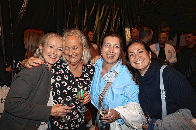 Bild 29: Sonne, Wein und gute Laune - hier gibt es die schönsten Fotos vom Weinfest 2025