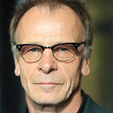 Josef Haslinger wurde 1995 durch den Politthriller &bdquo;Opernball&ldquo; bekannt.