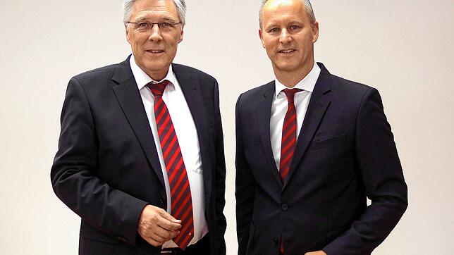 Das Vorstandsduo der Sparkasse Pfullendorf-Meßkirch, Hubert Rist (links) und Carsten Knaus.