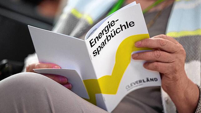 In der Region muss Energie gespart werden. Die Kommunen in der Region gehen unterschiedlich vor.