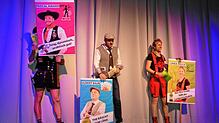 Sie haben die bevorstehende Bürgermeisterwahl fest im närrischen Blick. Pascal Amann, Hubert Baur und Linda Kelly (von links) ...