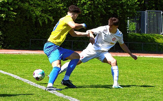 Bild 42: Verbandsligaderby zwischen SC Pfullendorf und FC Singen gewinnt der SCP mit 3:1
