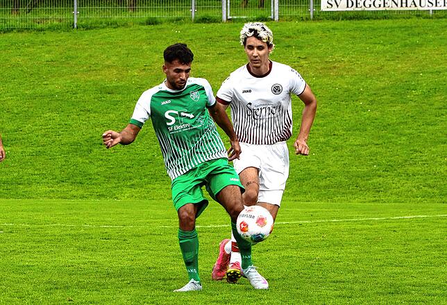 Bild 2: SV Deggenhausertal schlägt TSV Aach-Linz 3:0. Wir waren mit der Kamera dabei!