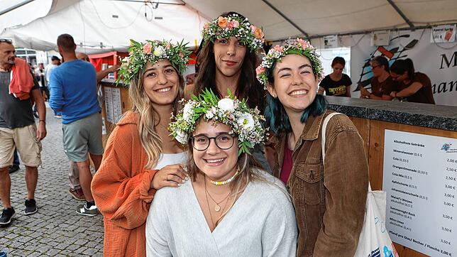 Bild 5: Gute Stimmung beim Hafenfest! Am Wochenende geht es in Staad nochmal rund