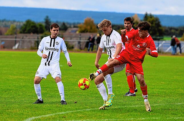 Bild 14: Unsere Bildergalerie vom Spitzenspiel der Bezirksliga Schwarzwald zwischen Löffingen und Aasen