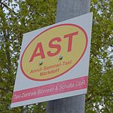 Solche Schilder weisen auf Haltestellen des Markdorfer Anrufsammeltaxis (AST) hin.