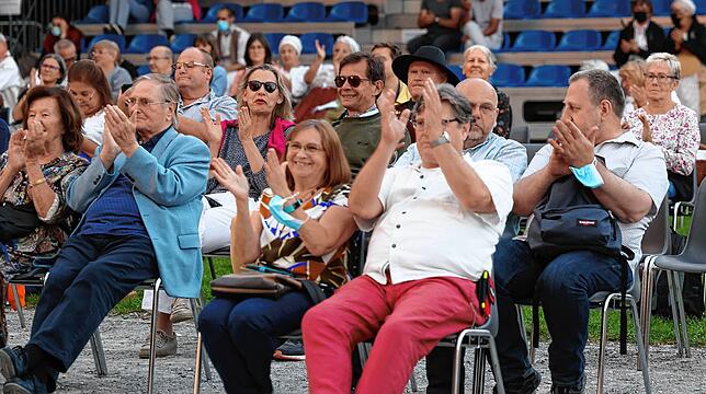 Rund 120 Zuschauer verfolgten den Brauchtumsabend am Samstag.