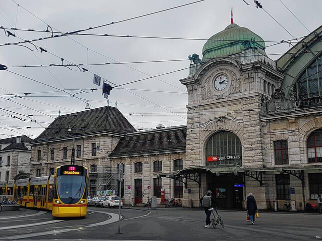 Demnächst könnten Reisende auf die Tram verzichten, um zum Bahnhof Basel SBB zu gelangen. Denn das Herzstück Basel würde den S-Bahnen ...