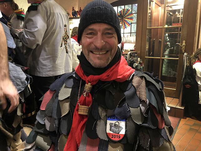 Bild 5: Mit den wenigsten Augen zum Würfelglück: Lukas Müller ist der Narro 2020 der Waldshuter Fasnacht