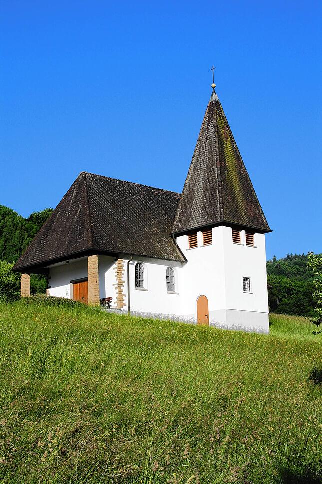 Die Kapelle Riedern am Sand.