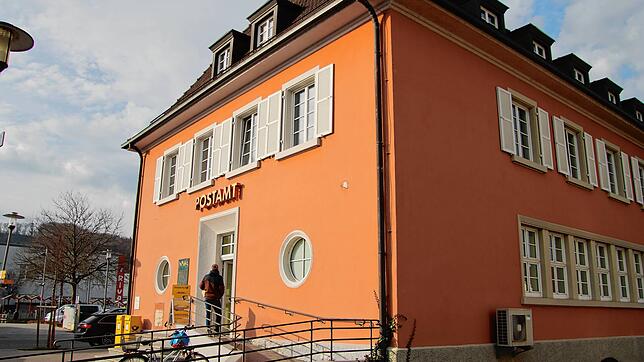 Im alten Postamt am Bahnhof war bislang die Partnerfiliale der Deutschen Post untergebracht.