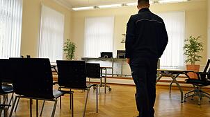 Wegen Zechprellerei in zwei Hotels musste sich ein Ehepaar vor dem Amtsgericht Überlingen verantworten.