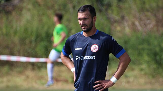 Spielt er oder spielt er nicht? Noch ist unklar, ob Bad Dürrheims bester Torschütze Adrian Dumitru am Samstag auflaufen kann.