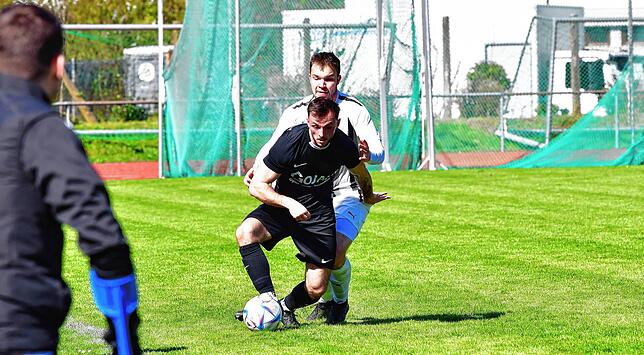 Bild 20: SG FC Wehr/Brennet siegt im Spitzenspiel mit 3:1 gegen FC WIttlingen – und wir haben Fotos!