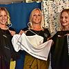 Diese drei Frauen wollen mit ihren eigenen Modekreationen die Rolle der Frau in der Gesellschaft stärken und mit dem Verauf soziale ...