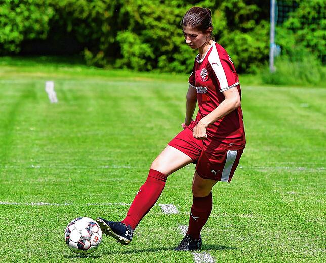 Doppeltreffer: Anika Wägeler erzielte beim 3:5 des FC Hochrhein zwei Tore in der Partie gegen Alemannia Freiburg-Zähringen.