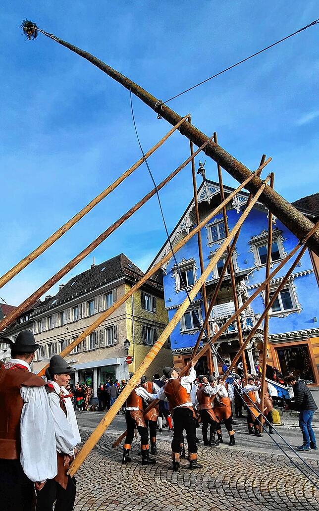 Bild 16: Bilder vom Narrenbaum-Setzen in Stockach Teil 2