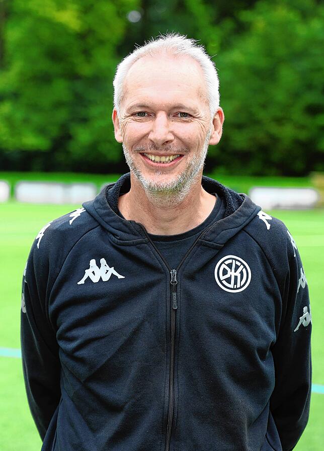 Dominik Schwarz.