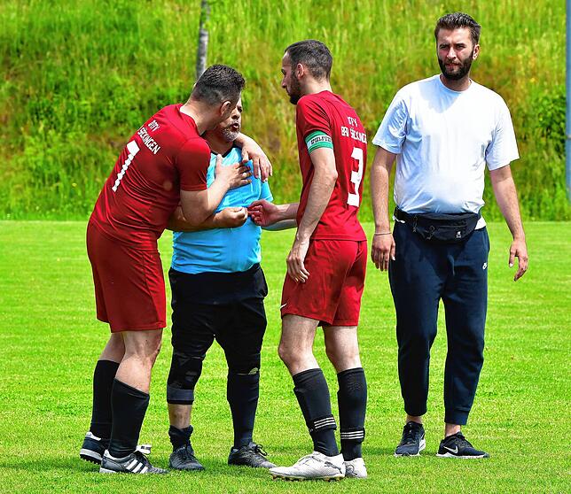 Bild 48: SV Waldhaus II gewinnt Kellerduell gegen DTFV Bad Säckingen mit 2:1 – und wir haben Fotos!
