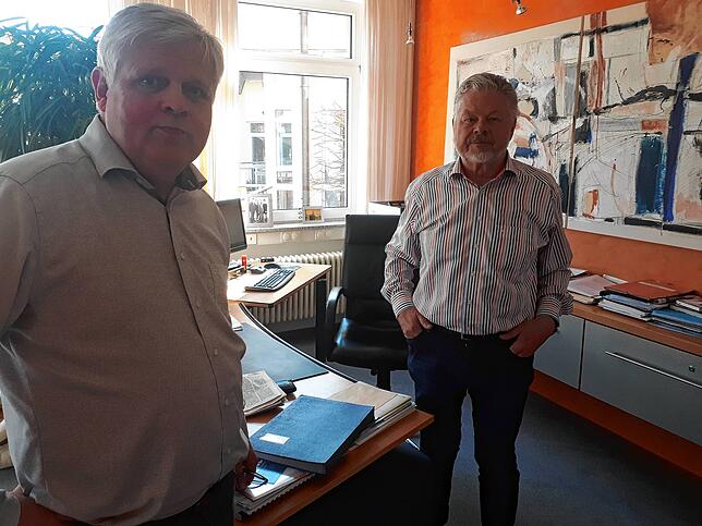 Die Klinik-Geschäftsführer Thomas Müller (links) und Roland Wehrle.