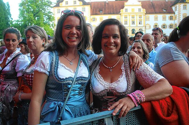 Bild 5: Volks Rock&lsquo;n&lsquo;Roll-Party im Salemer Schlosspark
