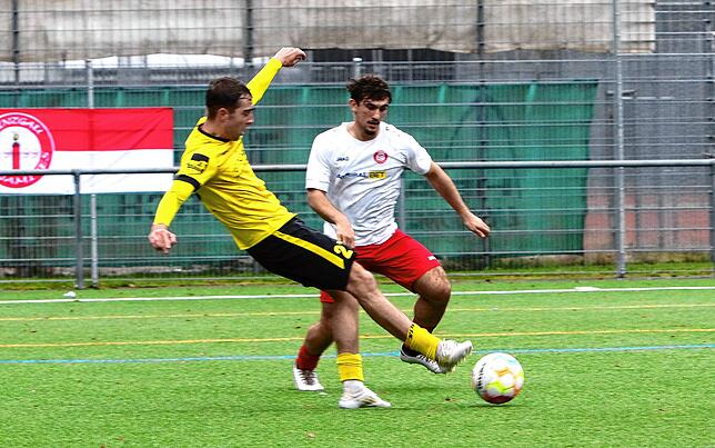 Bild 6: Spannendes Linzgauderby zwischen SC Pfullendorf II und SV Denkingen. Wir haben die besten Bilder!