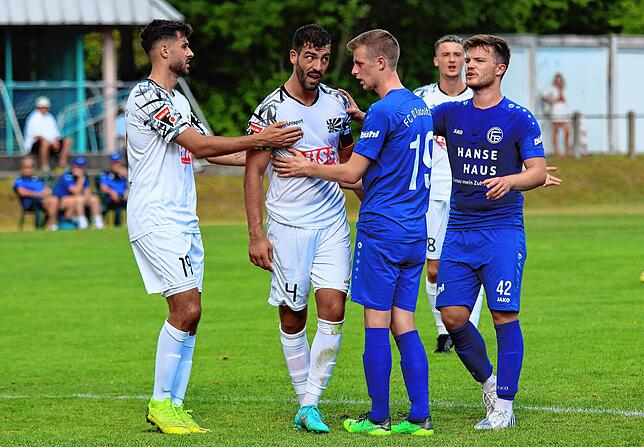 Bild 18: Die besten Bilder der Partie zwischen dem FC Radolfzell und dem FC 08 Villingen