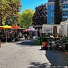 Auf dem Wochenmarkt in Konstanz scheinen sich die Einkäufer noch keine allzu großen Gedanken um gestiegene Preise zu machen.
