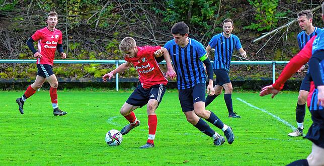 Bild 4: SV Hasel gewinnt Derby gegen die SG FC Wehr/Brennet II mit 5:2 &ndash; und wir haben Bilder!