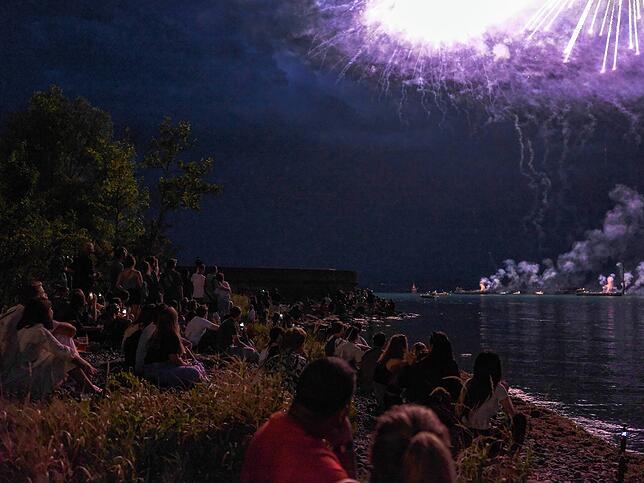 Bild 4: Bilder vom Feuerwerk beim Seehasenfest