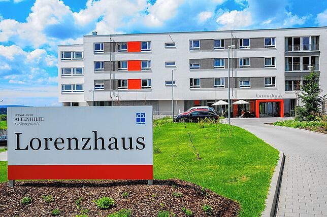 Im St. Georgener Alten- und Pflegeheim Lorenzhaus ist ein Bewohner an einer Coronainfektion erkrankt. Der Bewohner befindet sich im ...