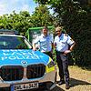 Stephan Stitzenberger (links), Leiter des Polizeireviers Überlingen und Günter Reiners, Leiter des Polizeipostens Markdorf, sind mit der ...