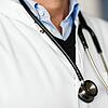 Wenn Ihr Arbeitsplatz Sie krank macht, sollten Sie Ihre Gesundheit ernst nehmen und den Arzt aufsuchen.