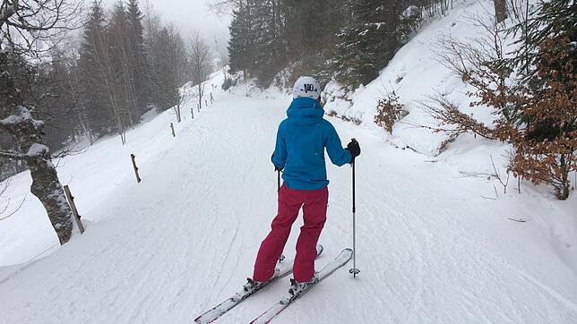 Im Südschwarzwald gibt es viele Möglichkeiten, Wintersport zu betreiben. Skifahren ist eine davon.
