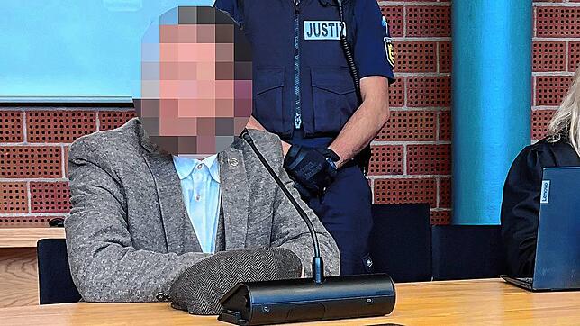 Robert S. vor der Urteilsverkündung am Landgericht Konstanz.