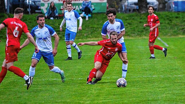 Bild 11: FC Geißlingen gewinnt Derby beim FC Grießen mit 3:1 &ndash; und wir haben Bilder!