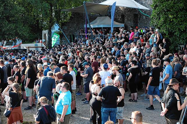 Bild 25: In Extremo beim Hohentwiel-Festival – hier gibt‘s die Bilder (1/2)